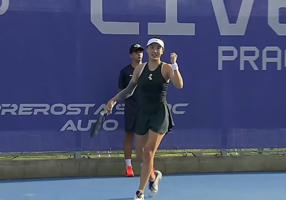 表情略显沮 表情略显沮